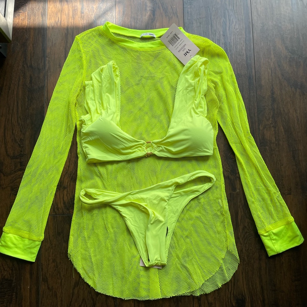 Neon three piece
